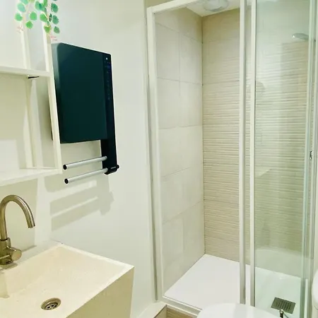 L'hirondelle, Charmante Maisonnette Vue Apartment *