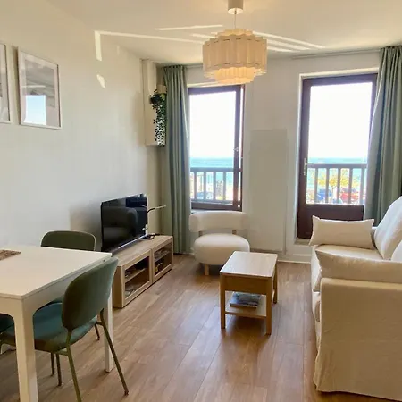 L'hirondelle, Charmante Maisonnette Vue *