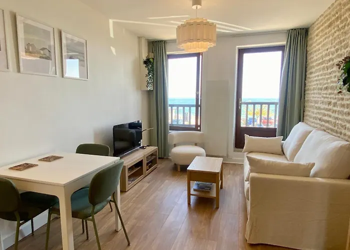 L'hirondelle, Charmante Maisonnette Vue *