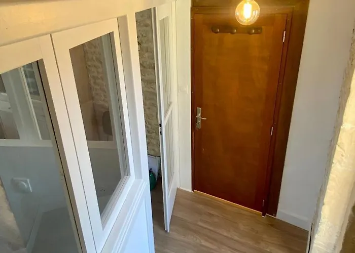 L'hirondelle, Charmante Maisonnette Vue Luc-sur-Mer